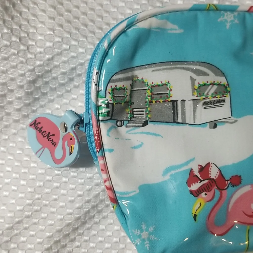 NICK & NORA FLAMINGO HOLIDAY COSMETIC CASE - Picture 5 of 8